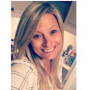 Meet your Posher, Elyse